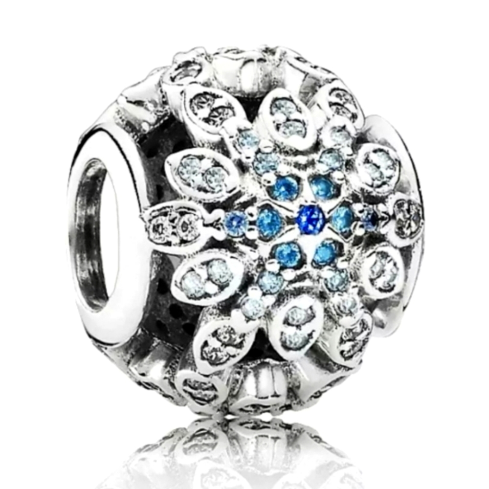 Authentic Pandora charm " Crystalized snowflake" #791760NBLMX  2 available